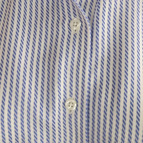 Talbot's 100% Cotton Wrinkle Resistant Blue & White Striped Blouse Vintage 90s - Picture 2 of 9